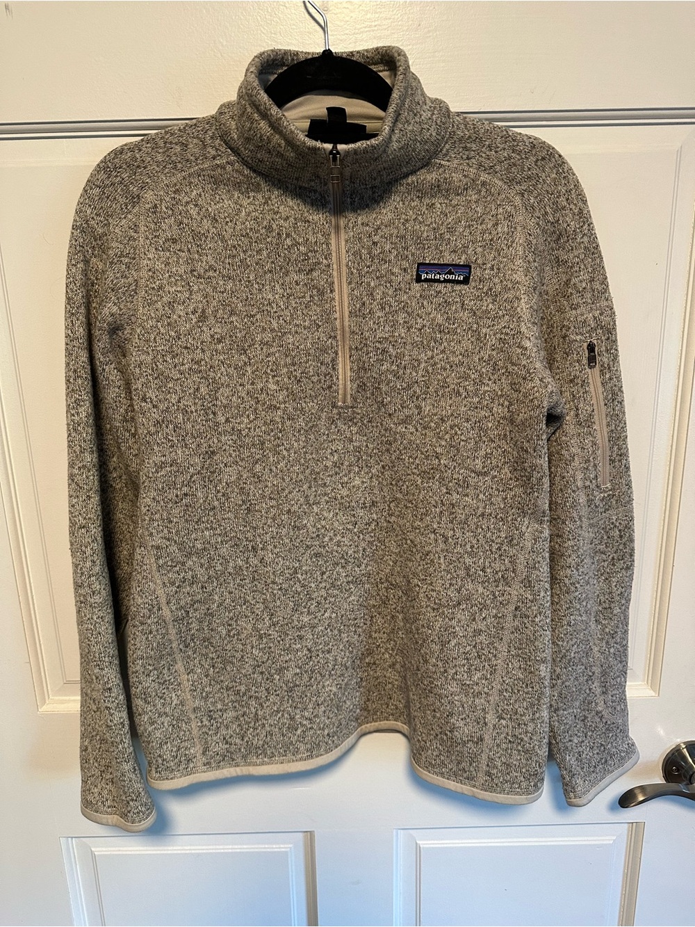 Patagonia Better Sweater Half-Zip mild pilling at wrist waist band Large ch 40